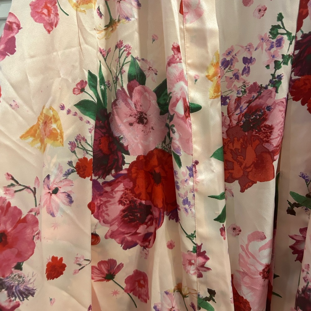 Victoria Secret Satin Floral Robe M/L - Picture 3 of 3